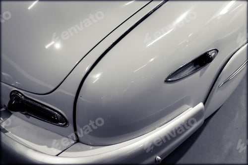 Preview: Brake Lights On The Oldtimers, Note Shallow Depth Of Field