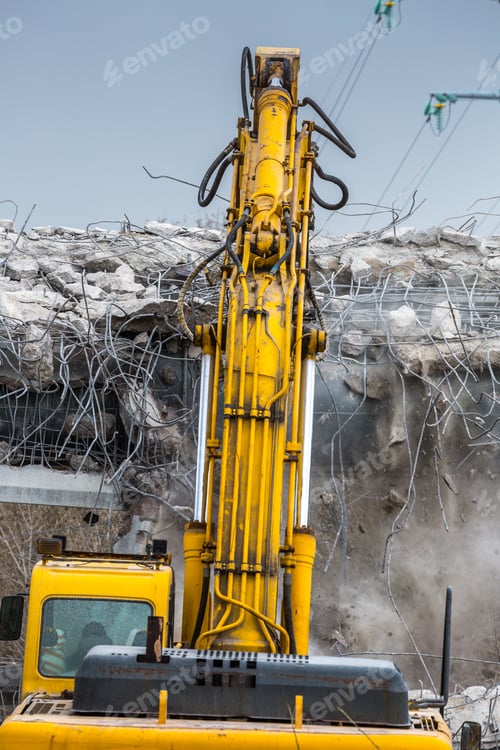 Preview: Professional Demolition Of Reinforced Concrete Structures Using Industrial Hydraulic Hammer. Rods