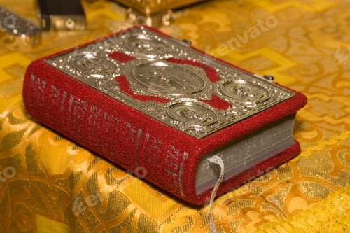 Preview: Holy Bible