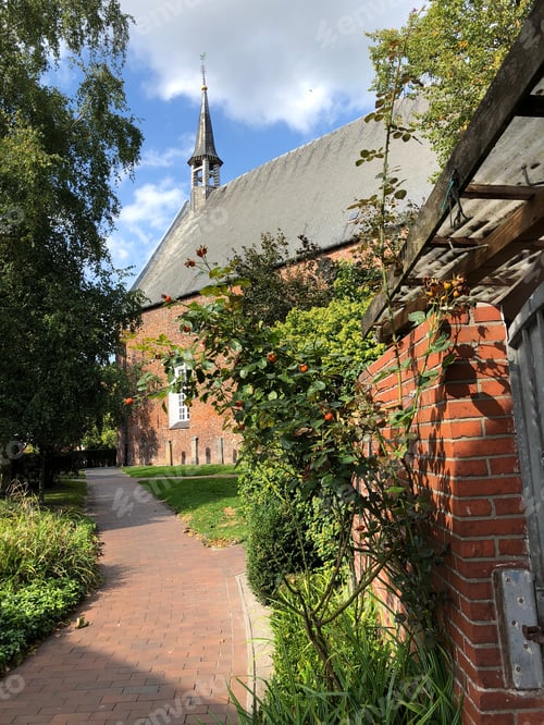 Preview: The St.-Georgs-Kirche In Weener Germany