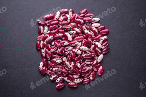 Preview: Fresh Organic Natural Beans On Black Background