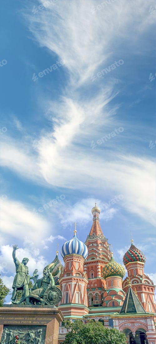 Preview: Saint Basils Cathedral And Monument To Minin And Pozharsky - Red Square, Moscow.