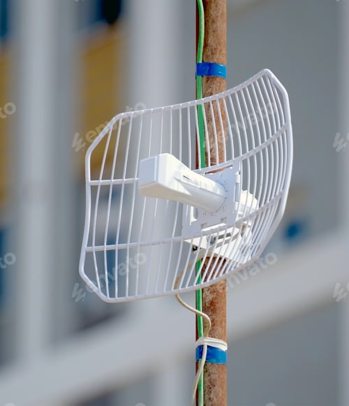 Preview: The Little Modern Telecommunication Antenna