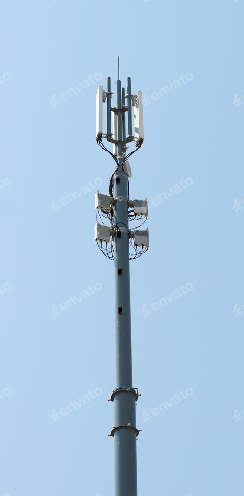 Preview: Tower With Aerials Of Cellular On A Background Blue Sky