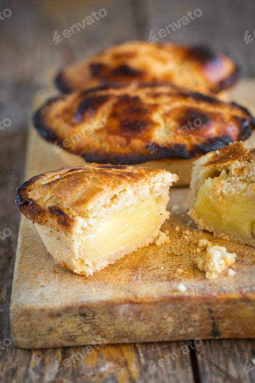 Preview: The Delicious Traditional Pasticciotto Pastry From Lecce, Puglia, Italy