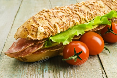 Preview: Closeup Of Homemade Hamburger With Fresh Vegetables