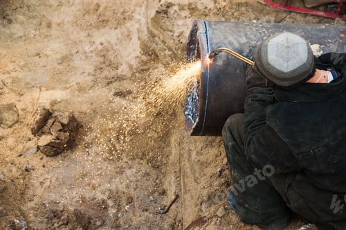 Preview: Street Reconstruction Site Of District Heating System Pipeline And Replacement Of Old Pipes With