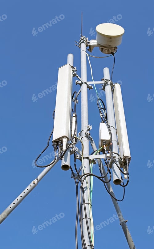 Preview: Tower With Aerials Of Cellular On A Background Blue Sky