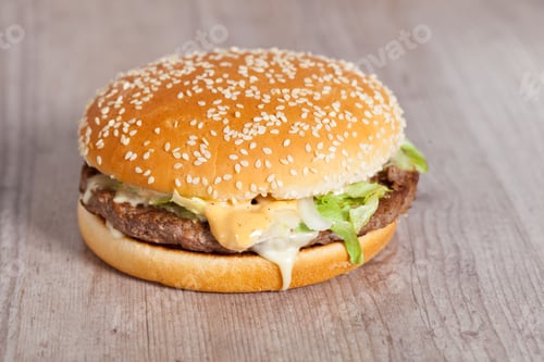 Preview: Tasty Delicious American Hamburger And Cheese Sandwich