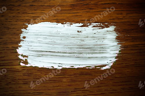 Aperçu: Coup de
pinceau blanc sur fond en bois. Effet de vignettage. Espace pour le texte
