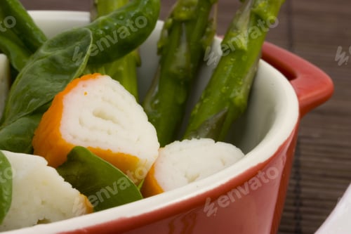 Preview: A Close Up Photo Of A Salad With Surimi And Asparagus