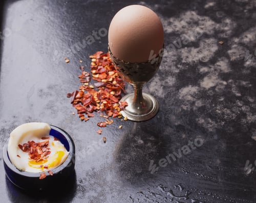 Preview: Breakfast: Soft Boiled Egg With Chili Flakes