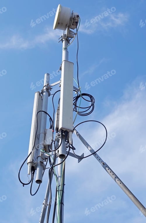 Preview: Tower With Aerials Of Cellular On A Background Blue Sky
