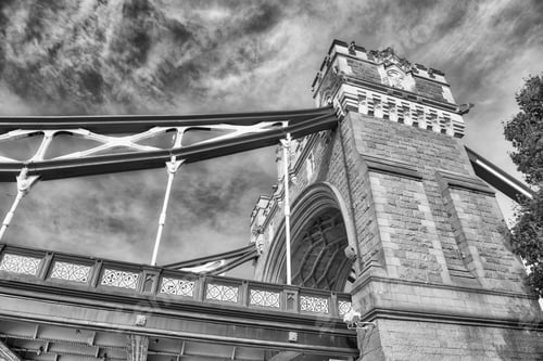 Preview: The Tower Bridge On A Beautiful Sunny Day, London.