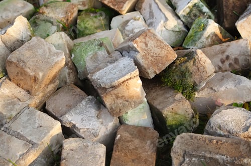 Preview: Old Bricks