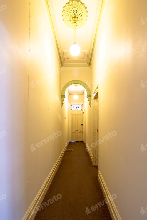 Preview: Empty Old House