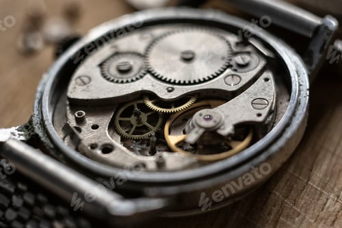 Preview: Disassembled Mechanical Watches, Close Up