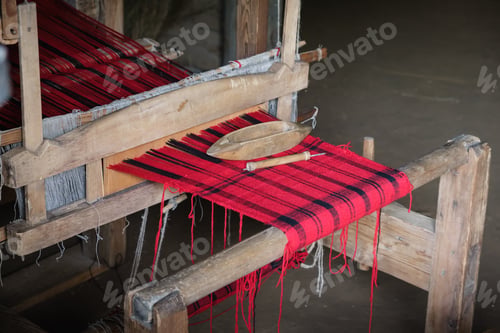 Preview: Old Antique Wooden Weaving Machine.