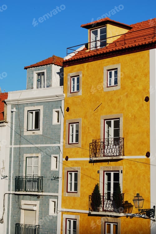Preview: Antique And Classic Residential Building