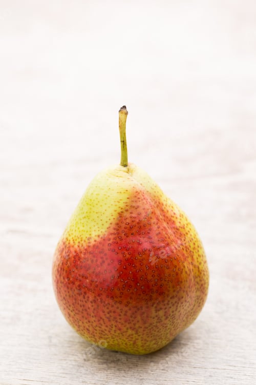 Preview: Fresh Bio Ripe Organic Pears On Rustic Wooden Table.