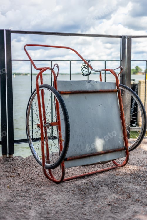 Preview: A Simple Barrel In Suomenlinna Palace In Finland