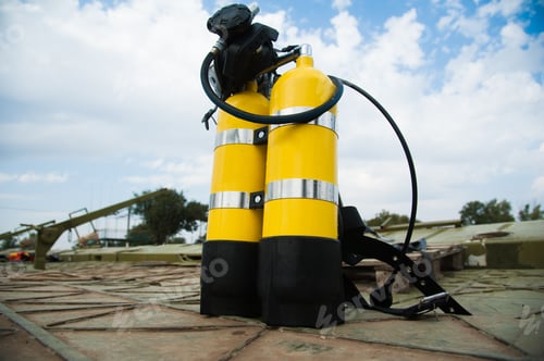 Preview: Full Set Of Scuba Diving Equipment On Metal Platform
