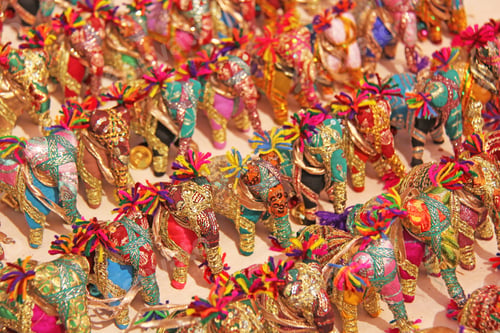 Preview: Elephants Figurines From Textiles Hand Embroidery. Gift Souvenir India.