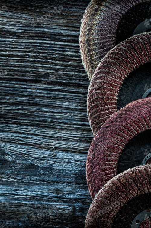 Preview: Radial Grinding Discs On Wooden Board.