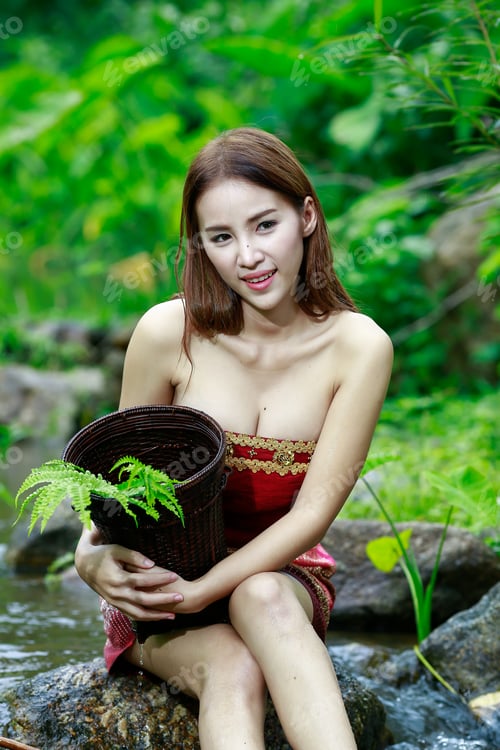 Preview: Asian Sexy Woman Washing In Streams The Girl Was Bathing In The Brook, Woman Washing In The Stream