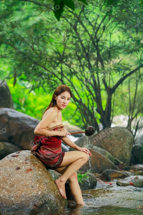 Preview: Asian Sexy Woman Washing In Streams The Girl Was Bathing In The Brook, Woman Washing In The Stream