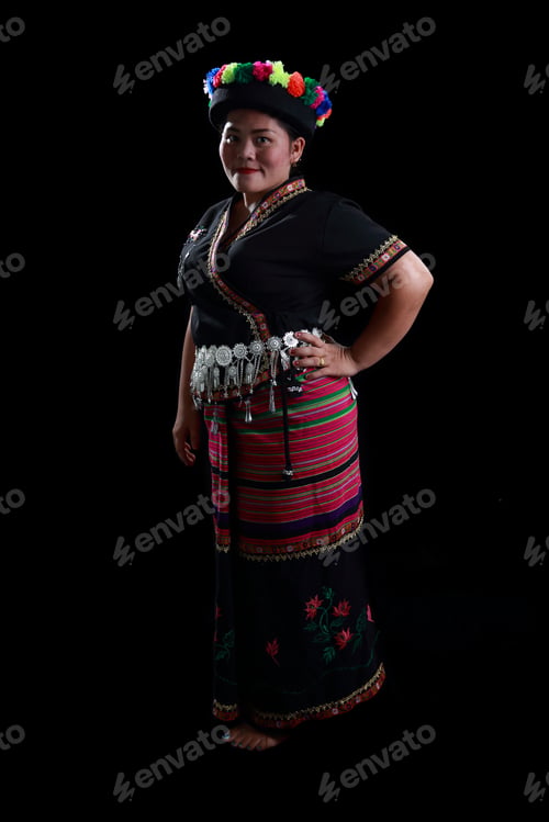 Preview: Lua Or Lawa Woman, Ethnic Group In Northern Thailand And Lao, Full Body Posing In Hill Tribe