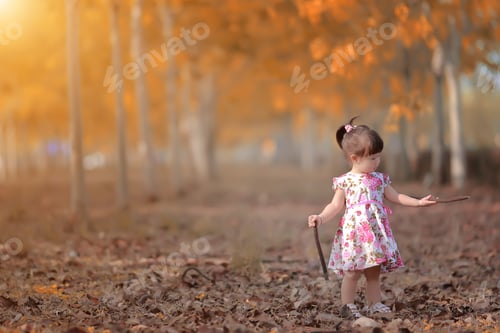 Preview: Little Girl In Autumn Summer