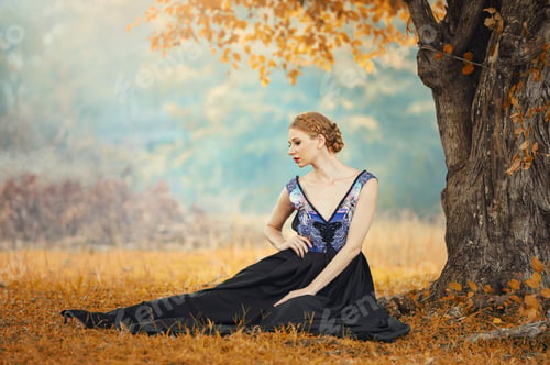 Preview: Woman Wearing Fashion Suit ,Vintage Style