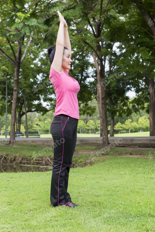 Preview: Women Exercise