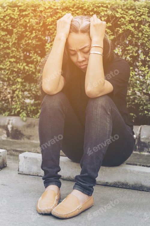 Preview: Black Hairs Woman Is Not Happy With White Fragile And Damaged Hair, In Selective Focus On White