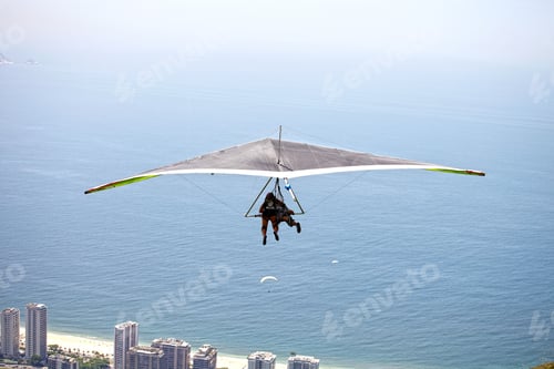 Preview: Flight Of The Hang Glider In Pedra Bonita In Rio De Janeiro