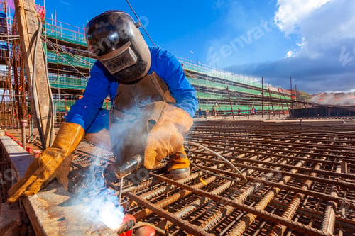 Preview: Welding Hardware To Lay The Foundation For The Industry, With All Safety Equipment