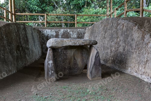 Preview: Ancient Pre-Columbian Carving Of A Head In San Agustin Colombia