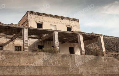 Preview: Empty Building