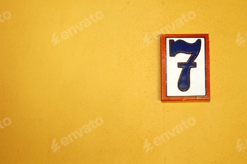 Preview: Room Number Seven In A Motel