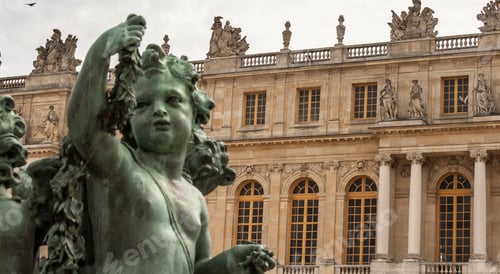 Preview: Cherub Statue