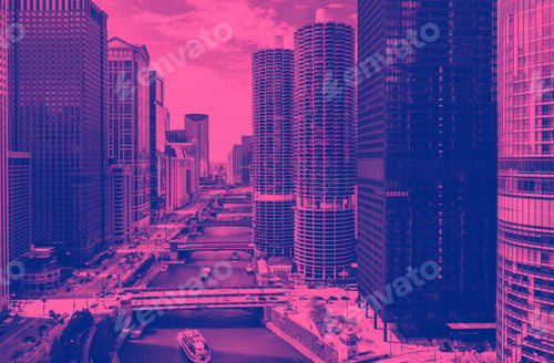 Vista previa: Chicago River With Boats And Traffic In Downtown Chicago With Duotone