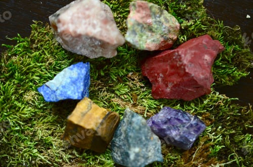 Preview: Set Of 7 Raw Crystal Bundle.
