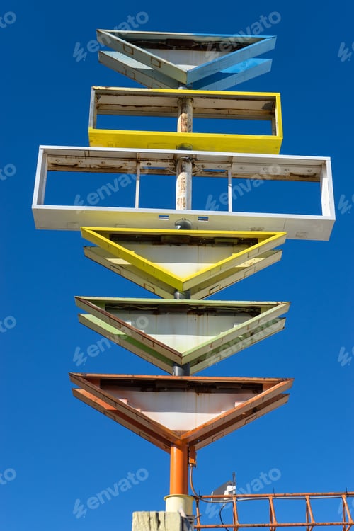Preview: Vintage Abandoned Motel Sign On Route Sixty Six In Arizona