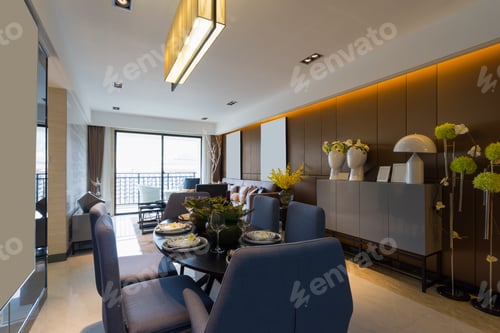 Preview: Modern Dining Room With Nice Decoration