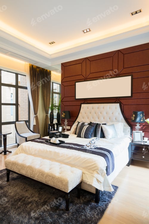 Preview: Luxury Comfortable Bedroom With Nice Decoration