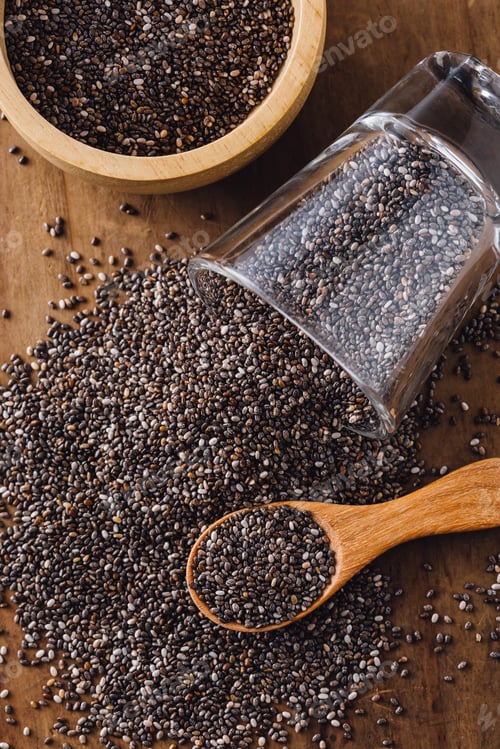 Preview: Chia Seeds in Wooden Bowl and Glass