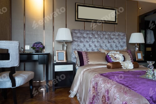 Preview: Comfortable Bedroom With Nice Decoration