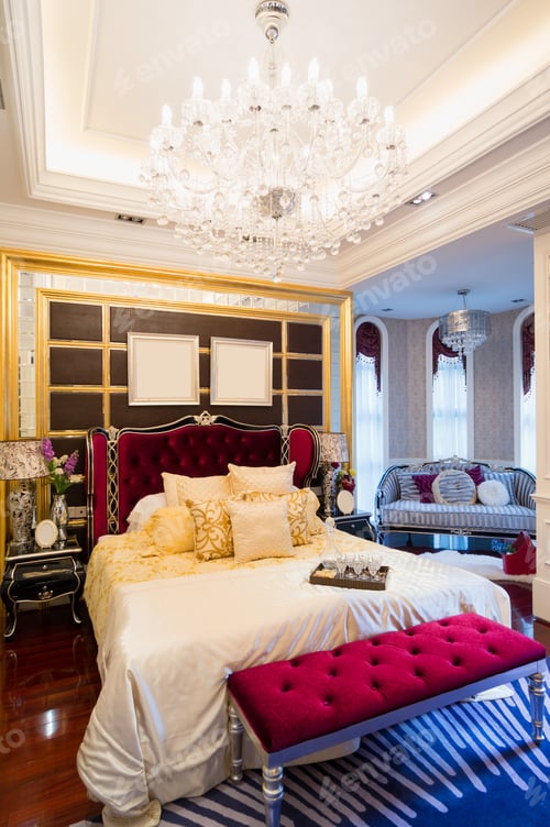Preview: Luxury Bedroom With Nice Decoration