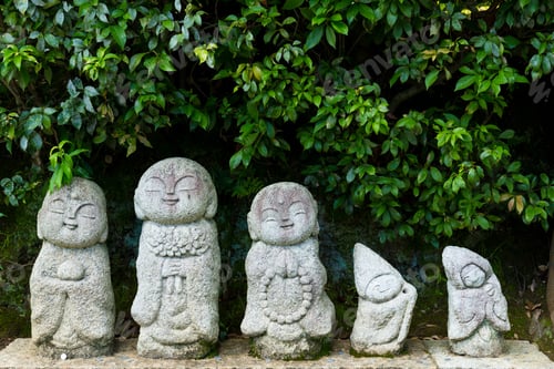 Preview: Japanese Stone Dolls